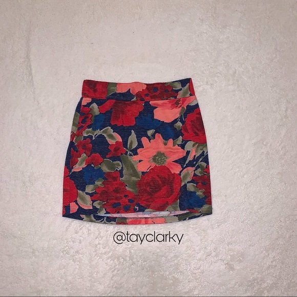 Forever 21 Skirt - Picture 2 of 5